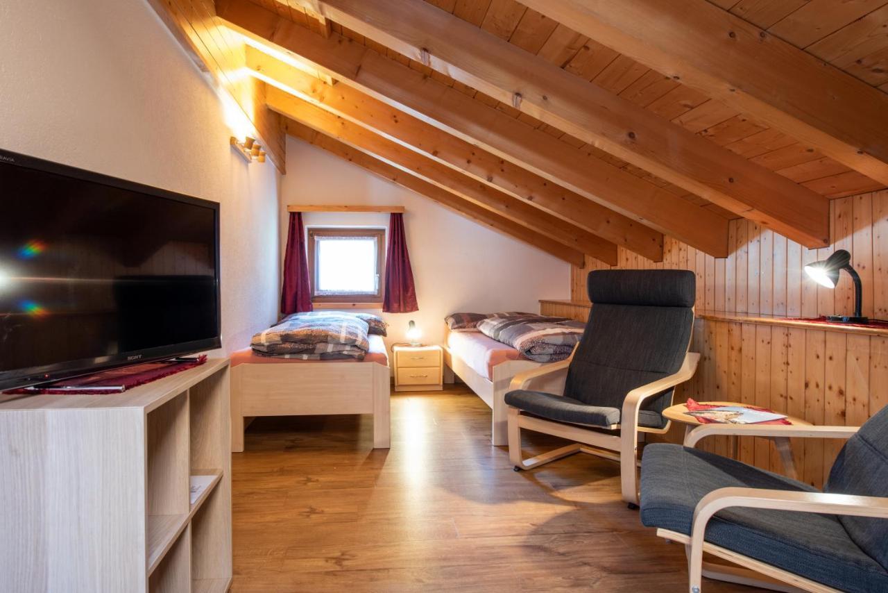 Haus Avalanche Apartment Saas-Fee Room photo