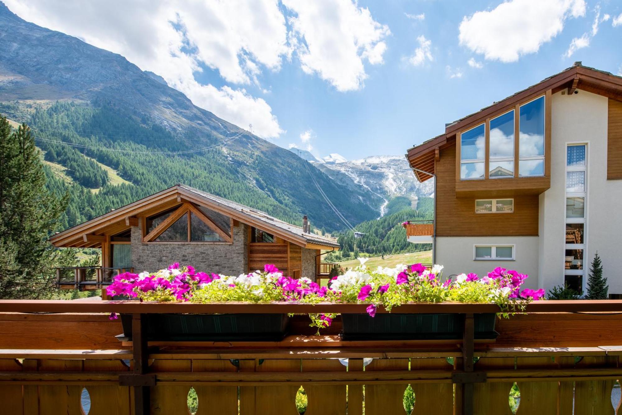 Haus Avalanche Apartment Saas-Fee Room photo